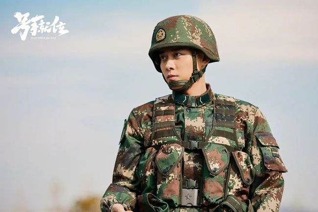 火箭軍夏小平的最新照片，展現(xiàn)新時(shí)代軍人的風(fēng)采
