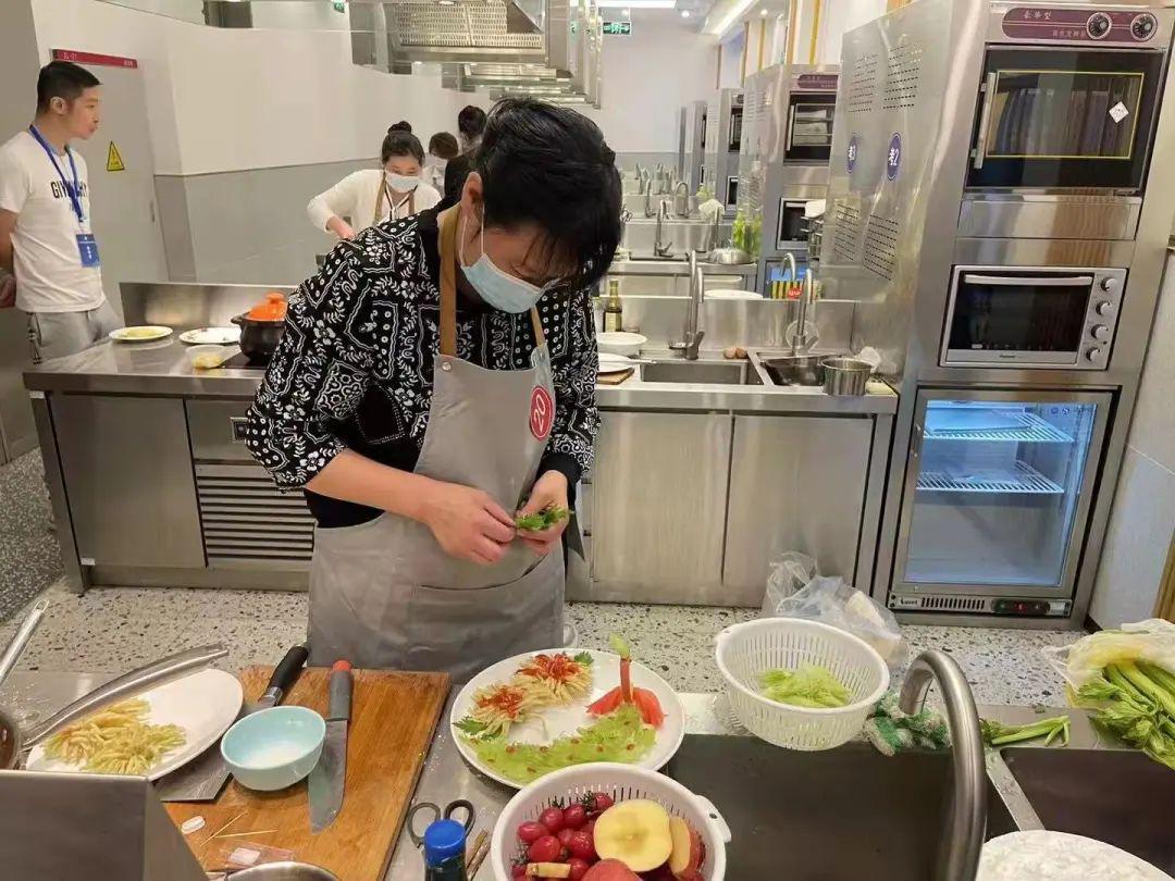 義烏燒飯阿姨最新招聘——打造專業(yè)團隊，共享美食盛宴